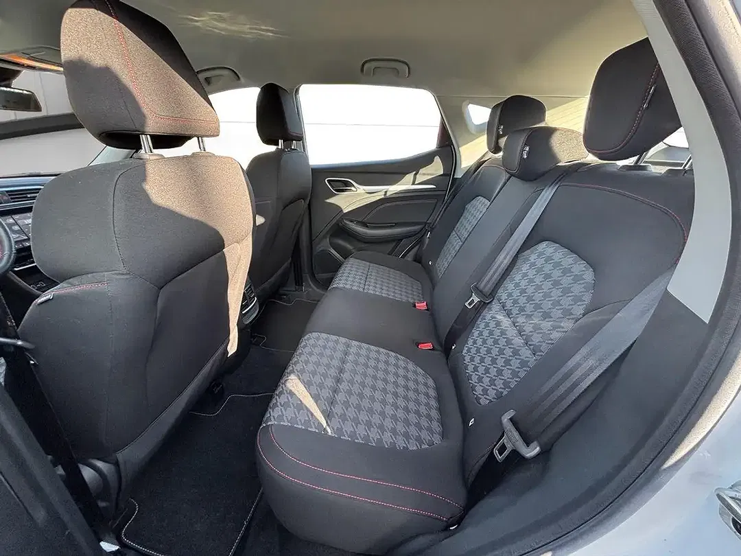 MG ZS Comfort - Thumbnail 13