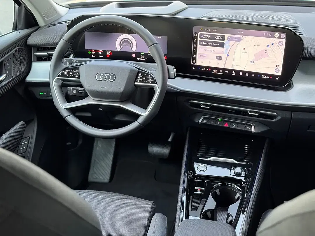 Audi Q3 - Thumbnail 7