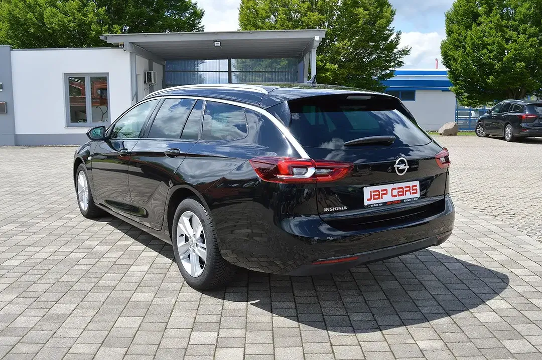 Opel Insignia 1.5 D AUT - Thumbnail 3