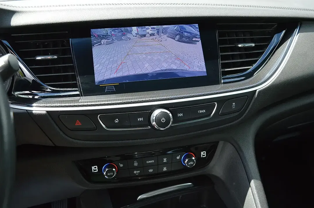 Opel Insignia 1.5 D AUT - Thumbnail 9