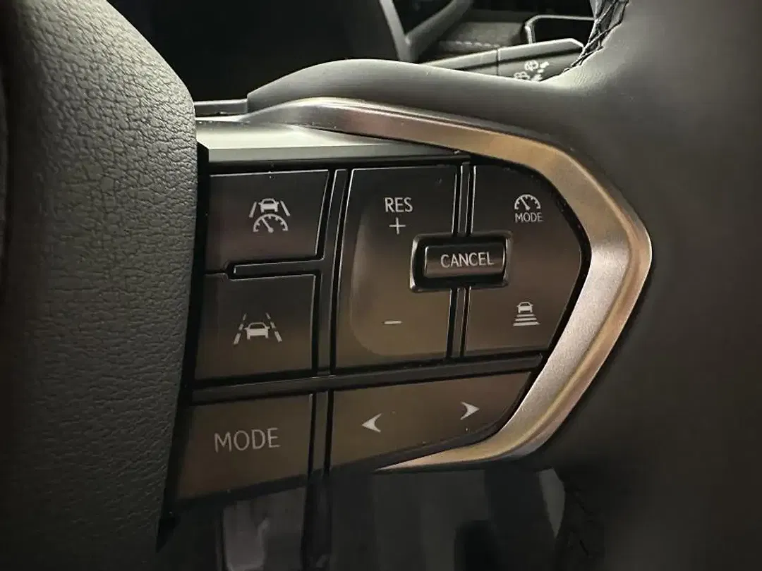 Lexus LBX 1.5 - Thumbnail 14