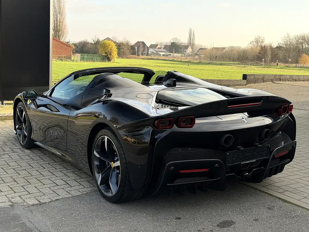 Ferrari SF90 Spider Assetto Fiorano - Thumbnail 4