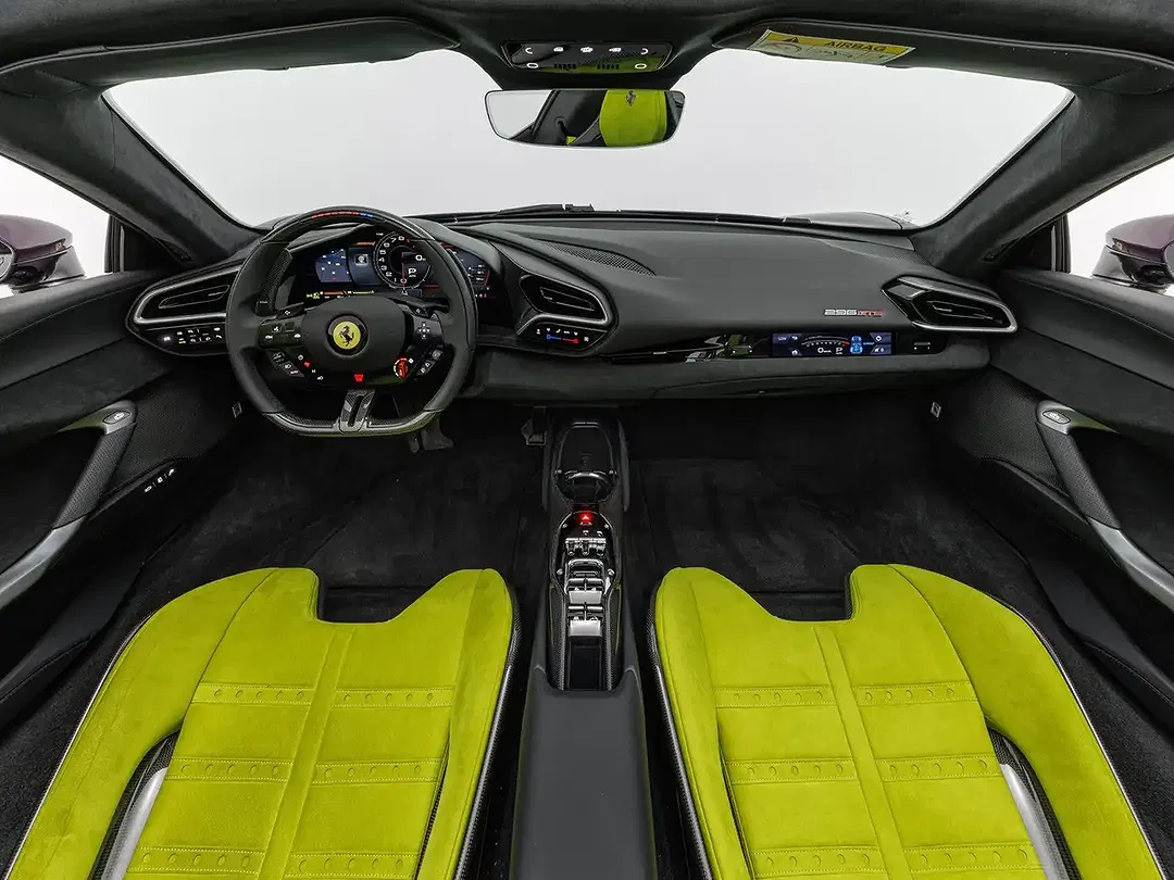 Ferrari 296 GTS - Thumbnail 4