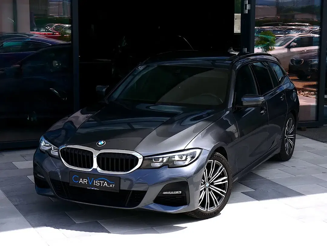 BMW 320 Touring M Sport - Thumbnail 2