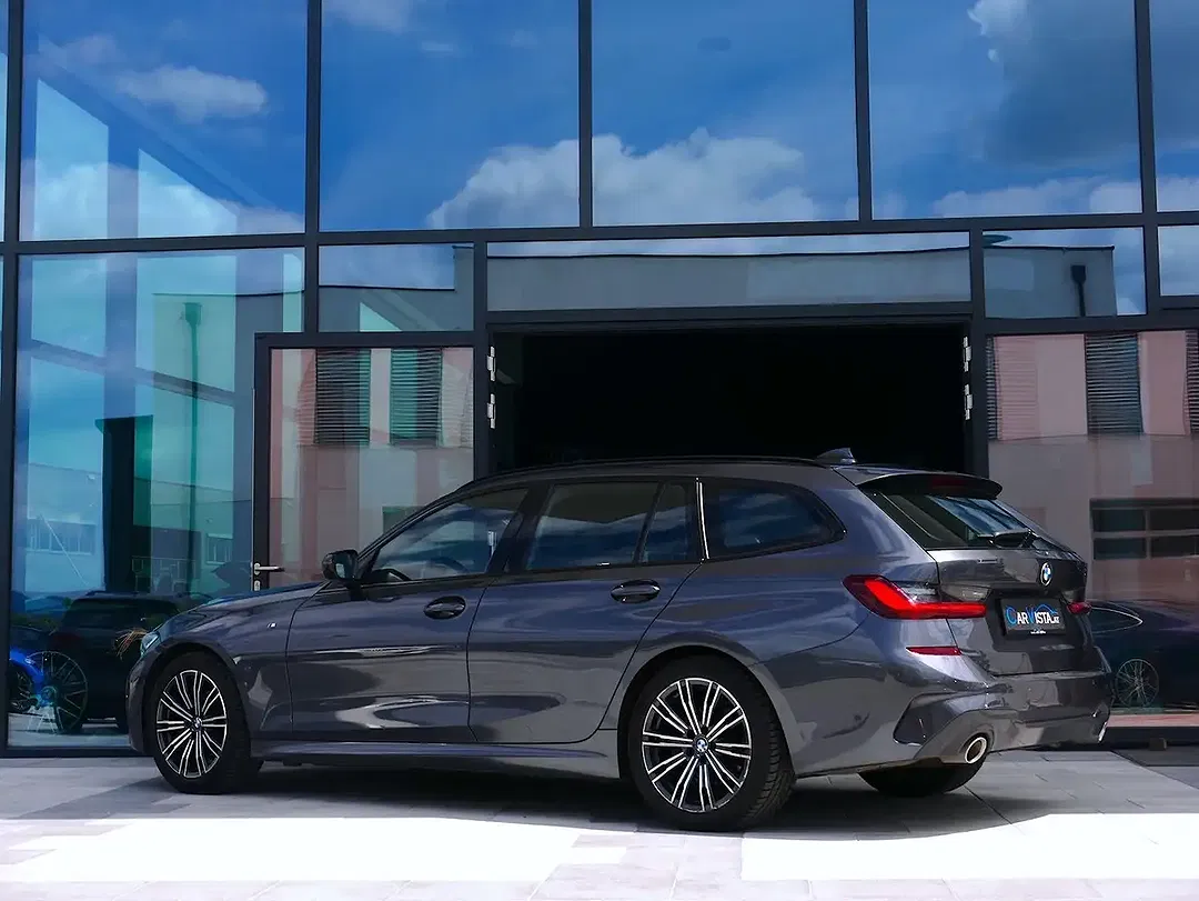 BMW 320 Touring M Sport - Thumbnail 6