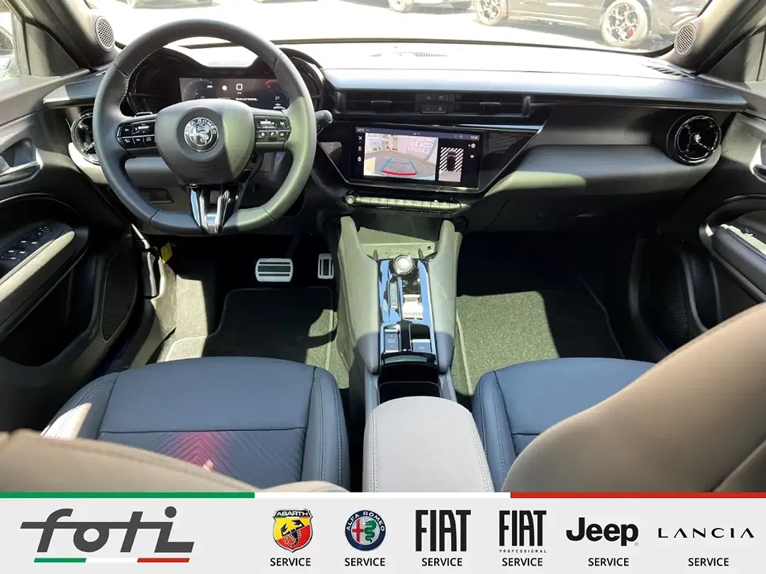 Alfa Romeo Junior 1.2 Ibrida AUT - Thumbnail 10