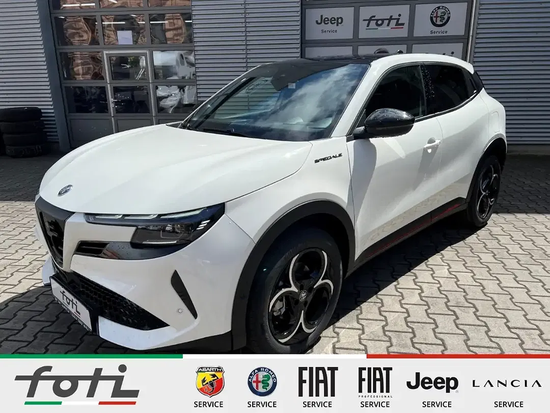 Alfa Romeo Junior 1.2 Ibrida AUT - foto 2