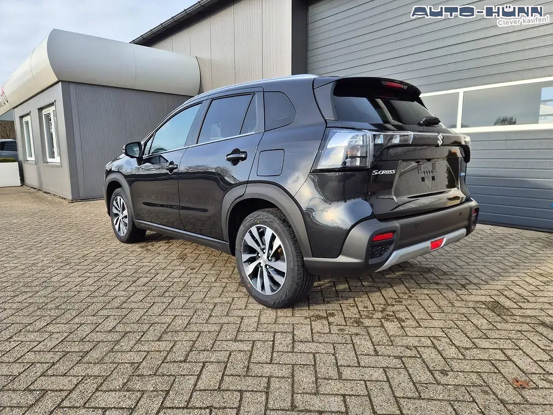 Suzuki S-Cross MHEV 1.4 BOOSTERJET AllGrip 4x4 Comfort+ - Thumbnail 3