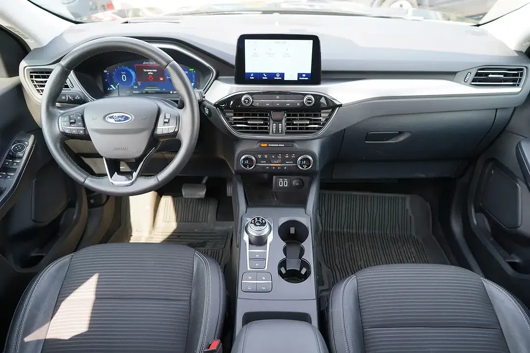 Ford Kuga Hybrid Titanium X - Thumbnail 12