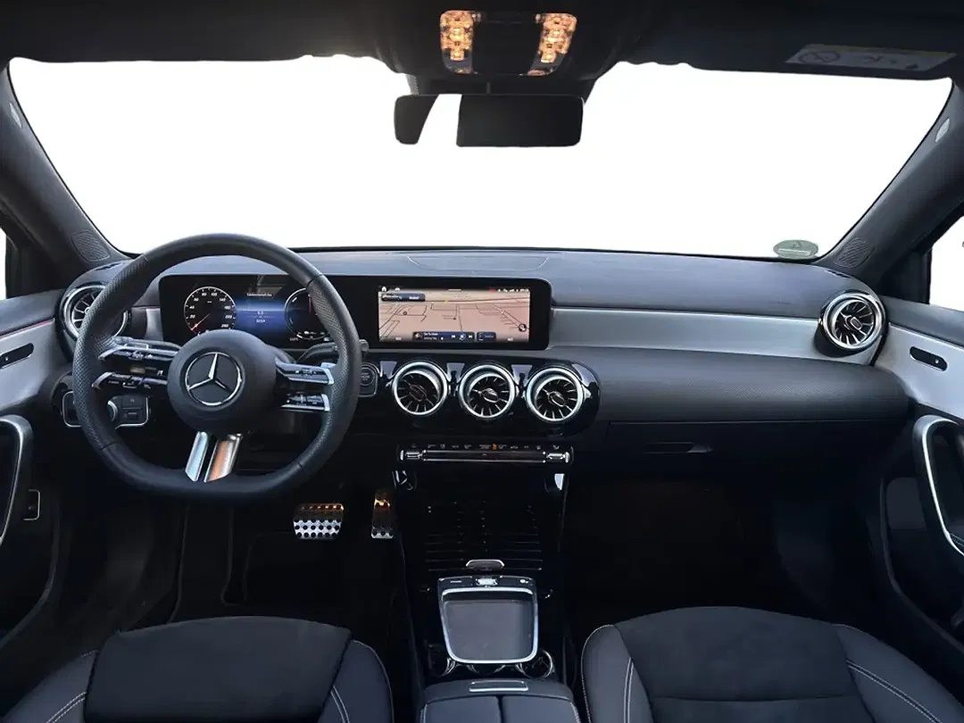 Mercedes-Benz A 250 AMG Night - Thumbnail 8