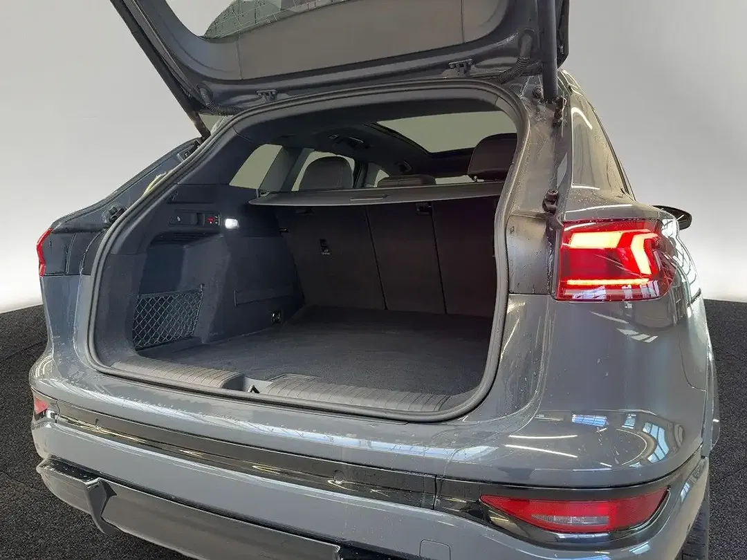Audi SQ6 e-tron quattro Edition One - Thumbnail 5