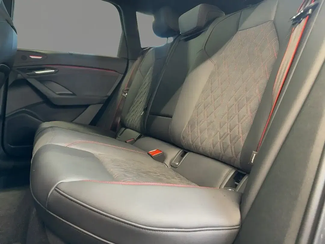 Audi SQ6 e-tron quattro Edition One - Thumbnail 7