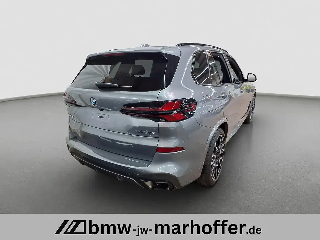 BMW X5 xDrive - Thumbnail 3