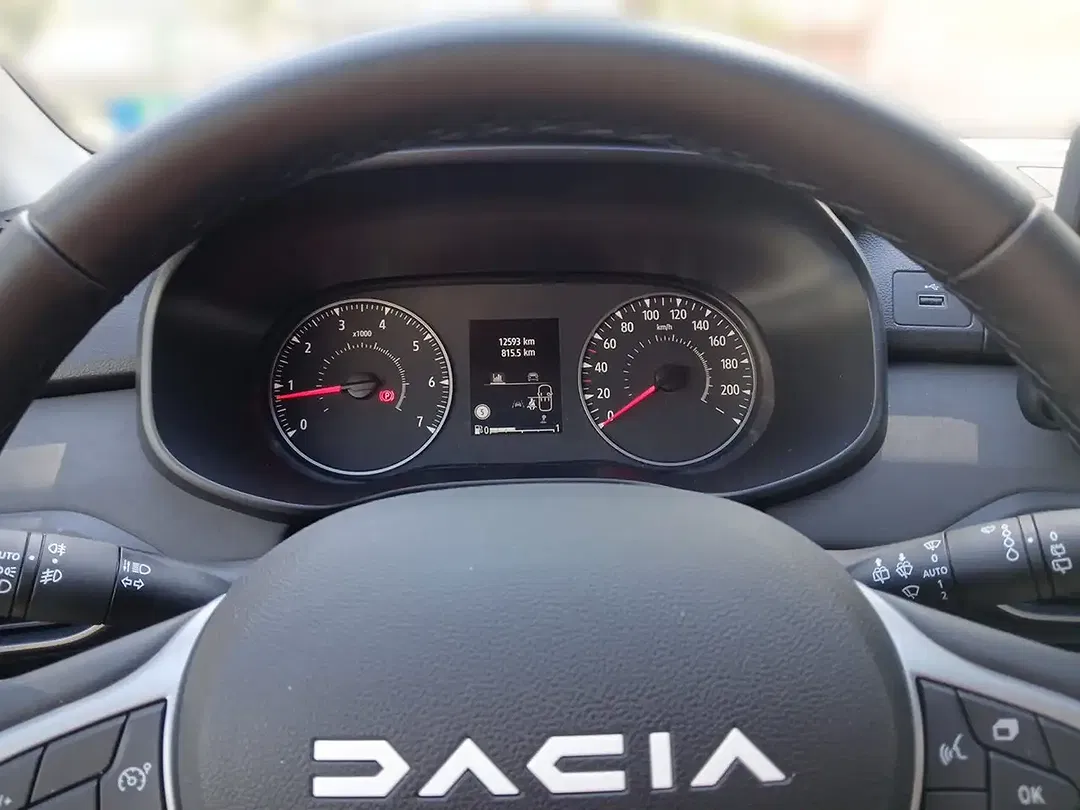 Dacia Jogger TCe Extreme - Thumbnail 6