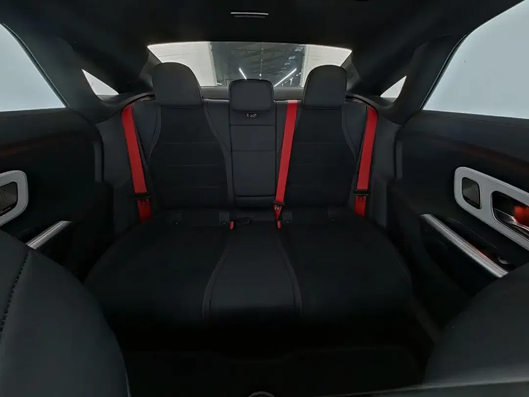 Mercedes-Benz CLA 250 Premium - foto 9