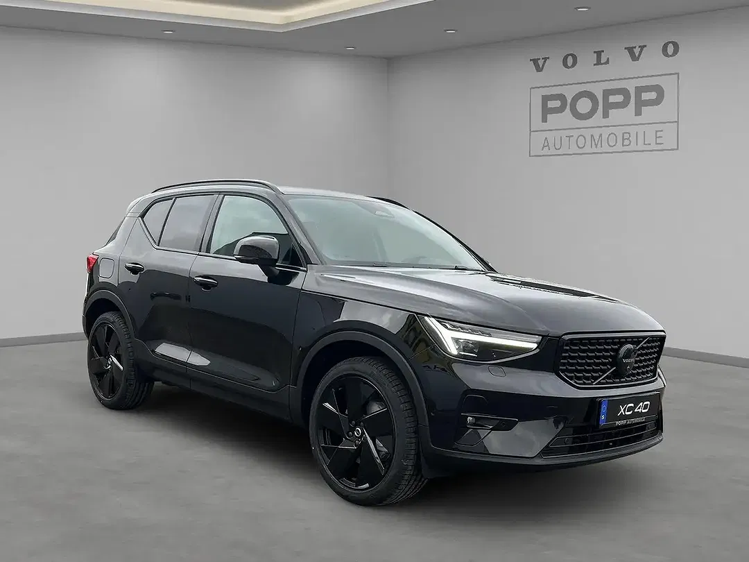 Volvo XC40 B3 Plus Black Edition - Thumbnail 7