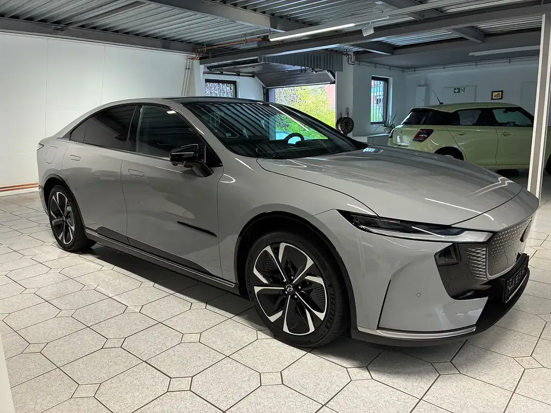 Mazda 6e EV Takumi - Thumbnail 3