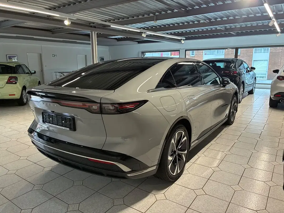 Mazda 6e EV Takumi - Thumbnail 5