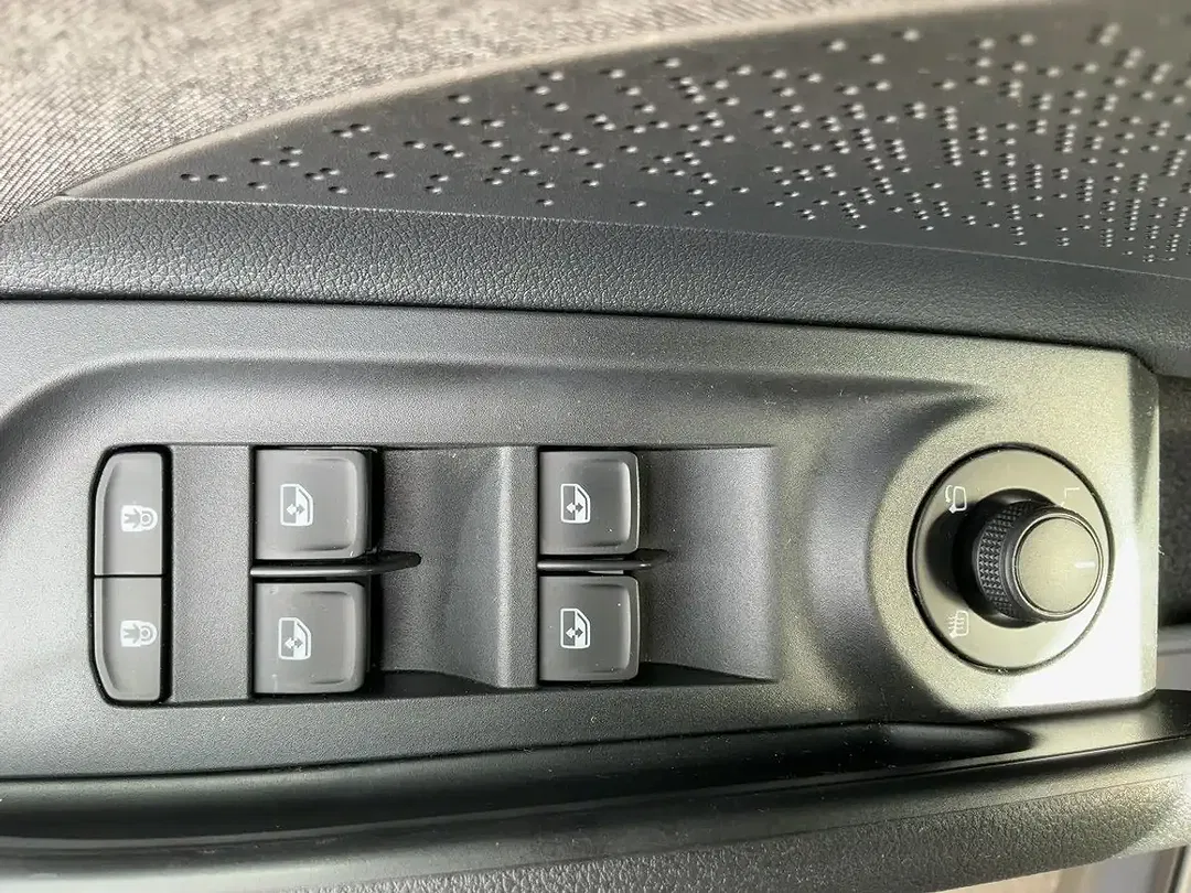Skoda Enyaq 60 iV Loft - Thumbnail 15
