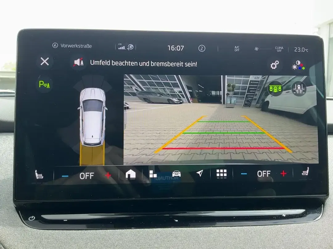 Skoda Enyaq 60 iV Loft - Thumbnail 16