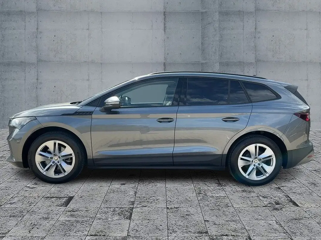Skoda Enyaq 60 iV Loft - Thumbnail 3