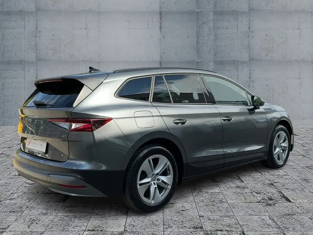 Skoda Enyaq 60 iV Loft - Thumbnail 5
