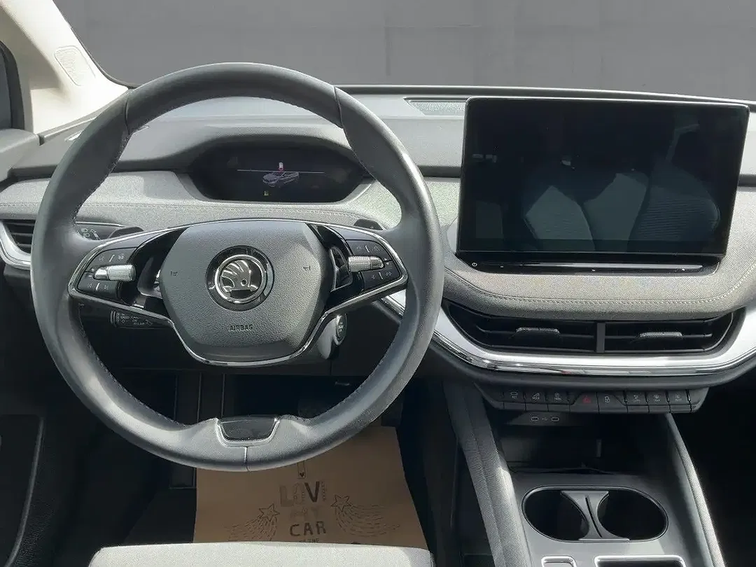 Skoda Enyaq 60 iV Loft - Thumbnail 8