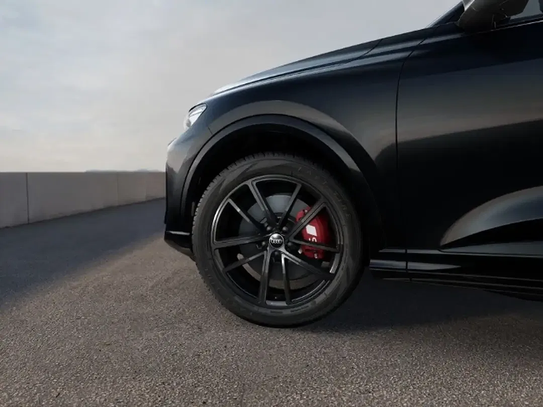 Audi SQ5 TFSI - Thumbnail 4