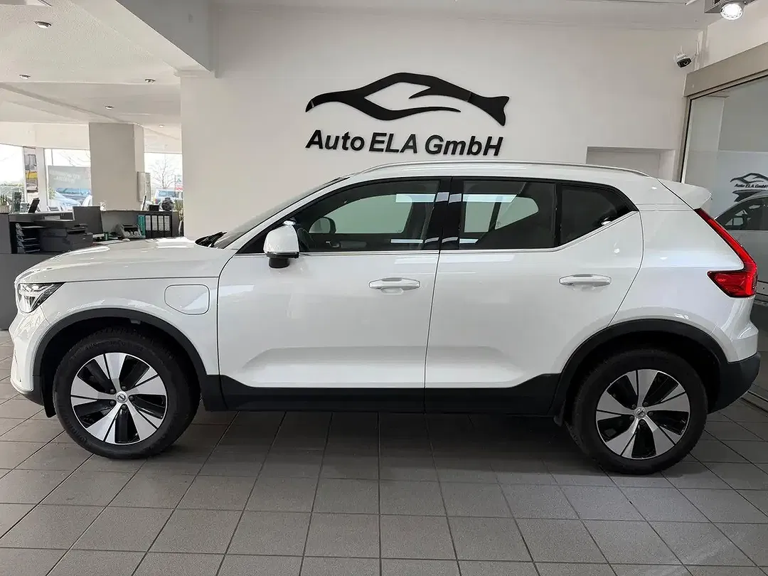 Volvo XC40 PHEV Hybrid Recharge - Thumbnail 5