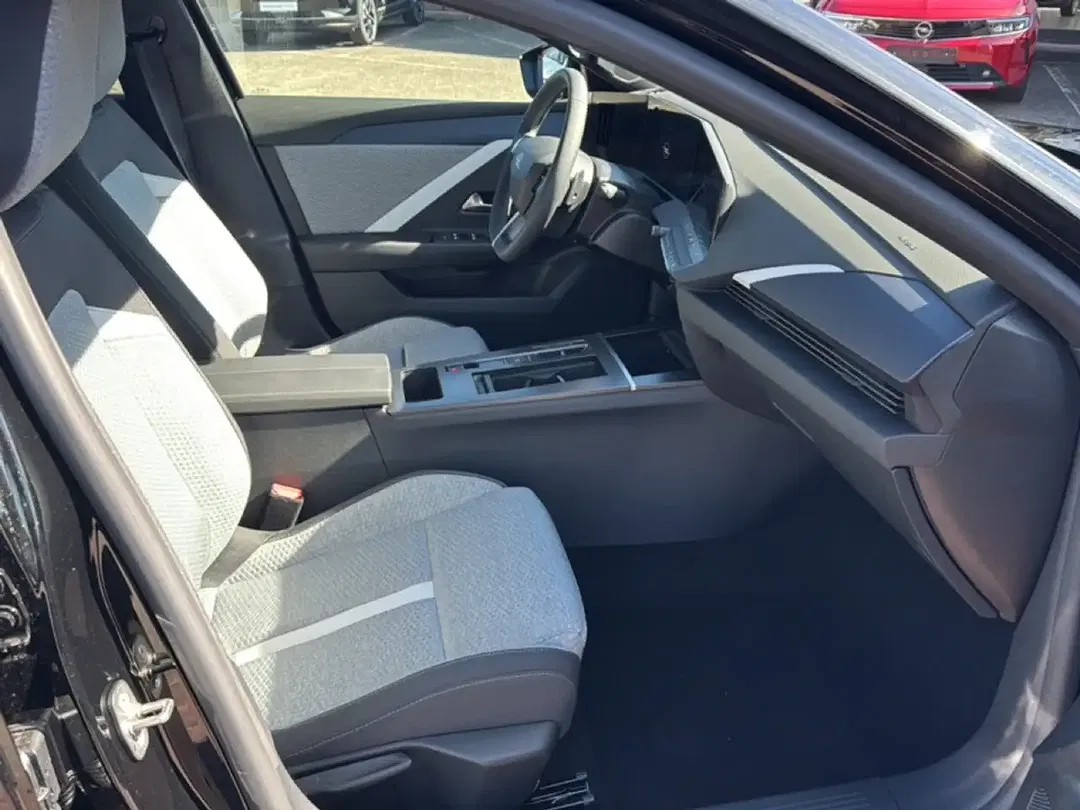 Opel Astra Edition - Thumbnail 11