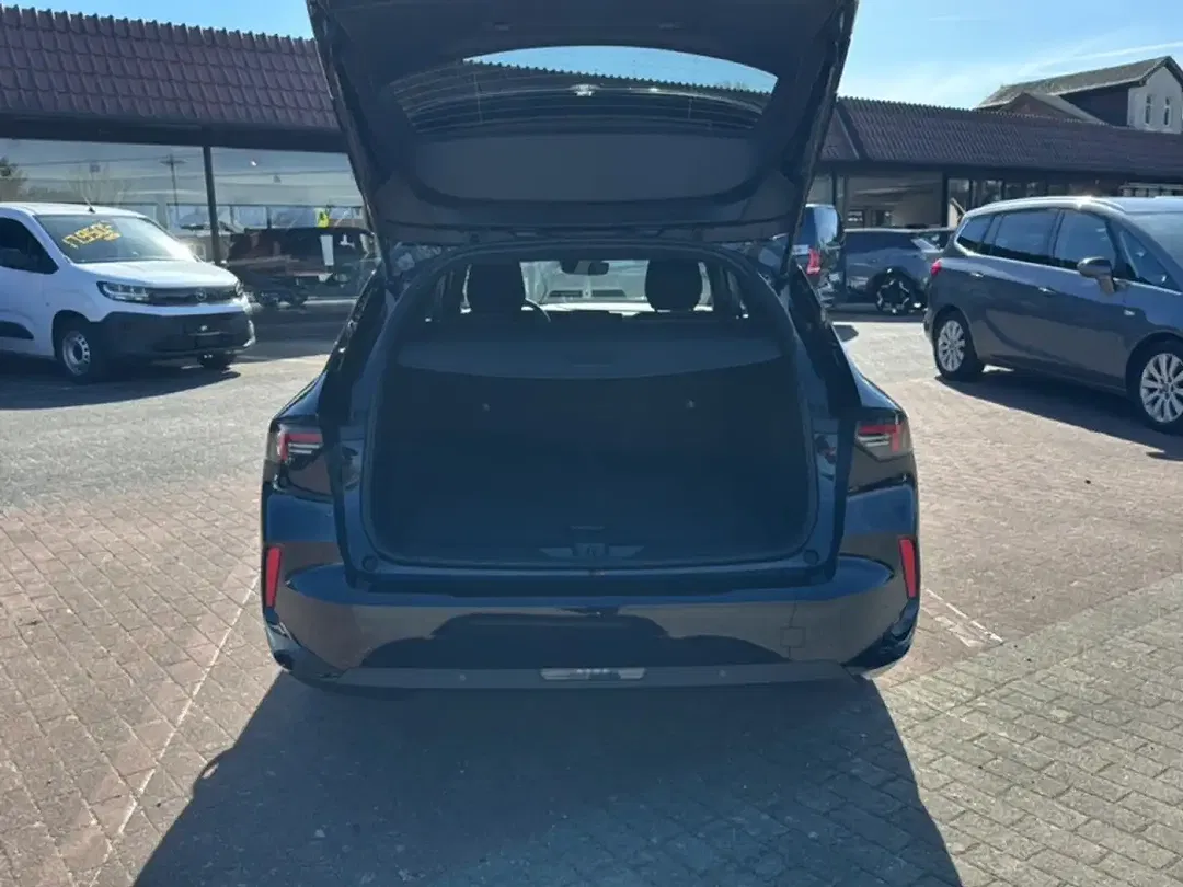 Opel Astra Edition - Thumbnail 5