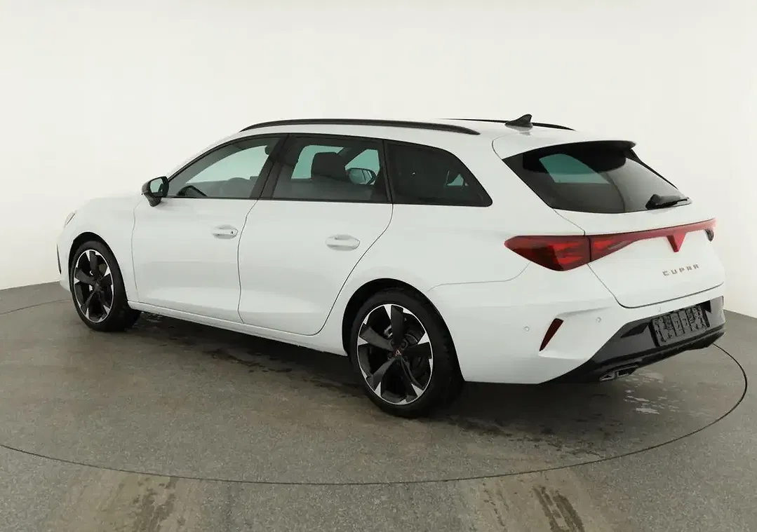 CUPRA Leon 1.5 eTSI DSG Matrix LED Sportstourer - Thumbnail 4