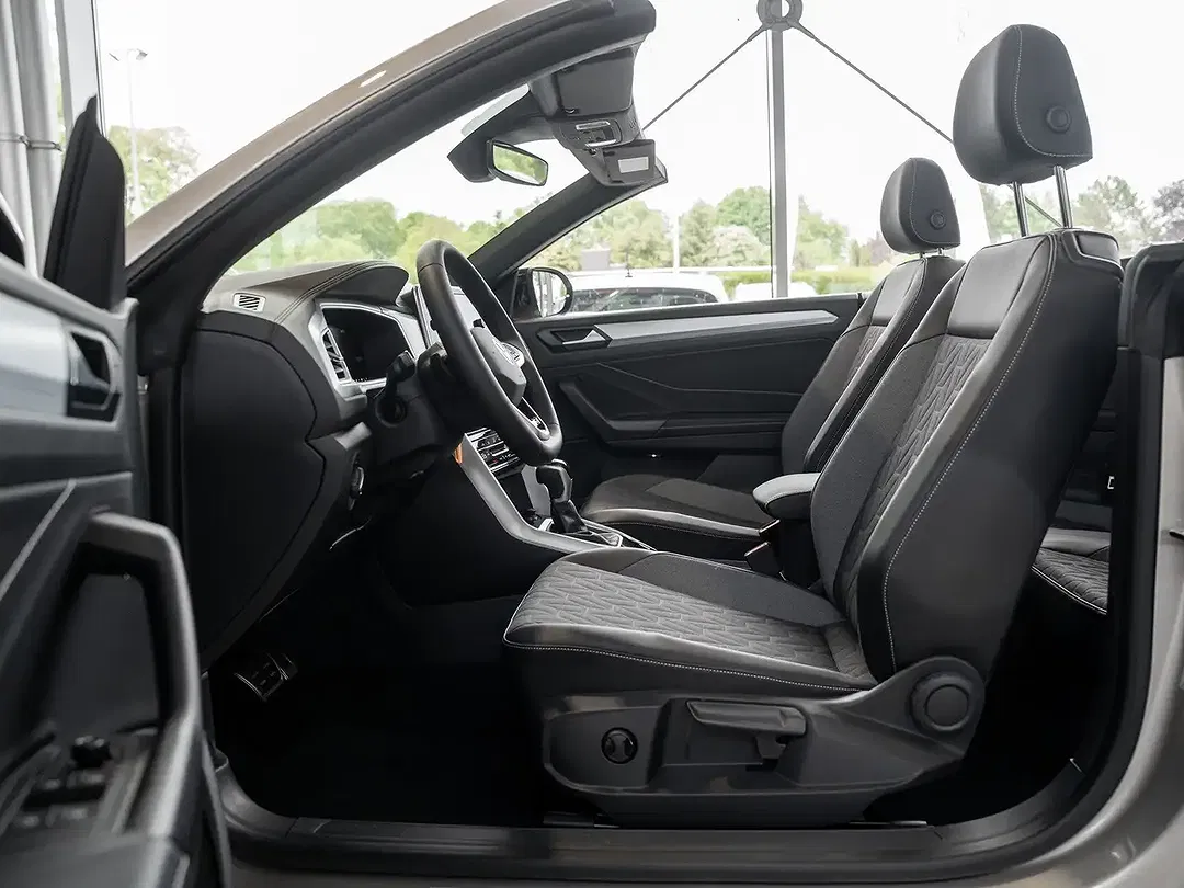 Volkswagen T-Roc 1.5 TSI DSG - Thumbnail 7