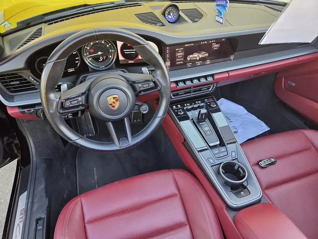 Porsche 992 Carrera 4S Cabriolet - foto 2
