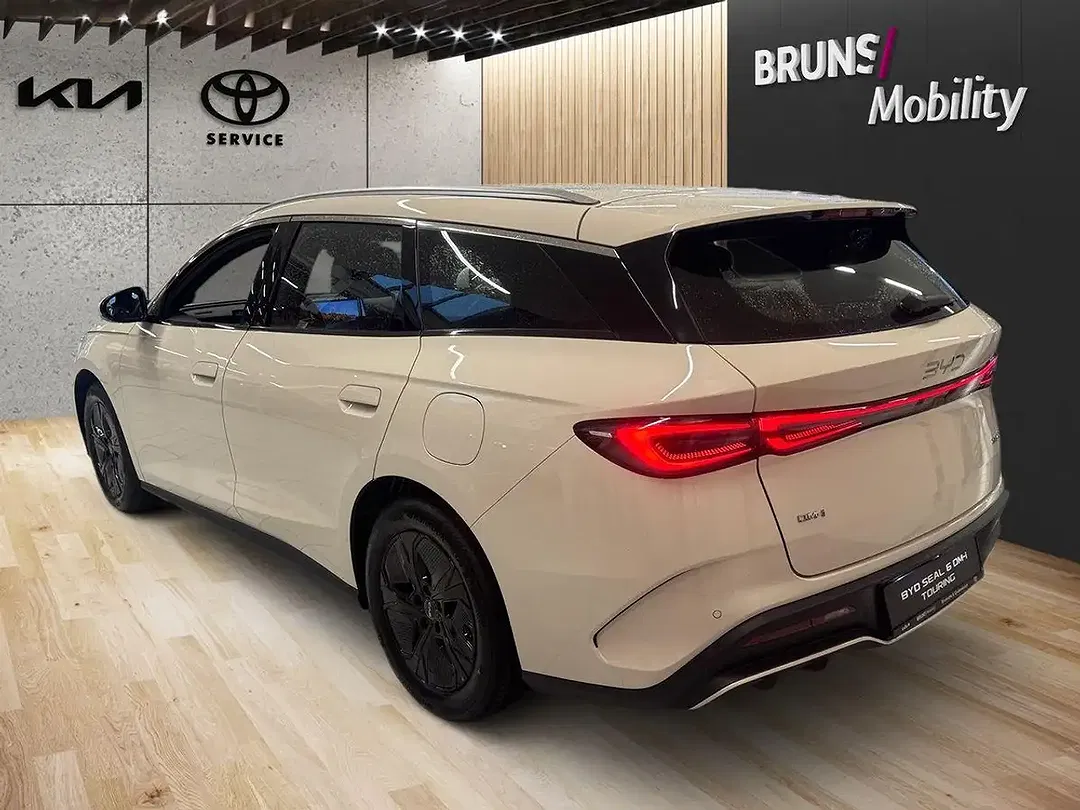 BYD Seal 6 1.5 PHEV DM-i Touring Boost - Thumbnail 5