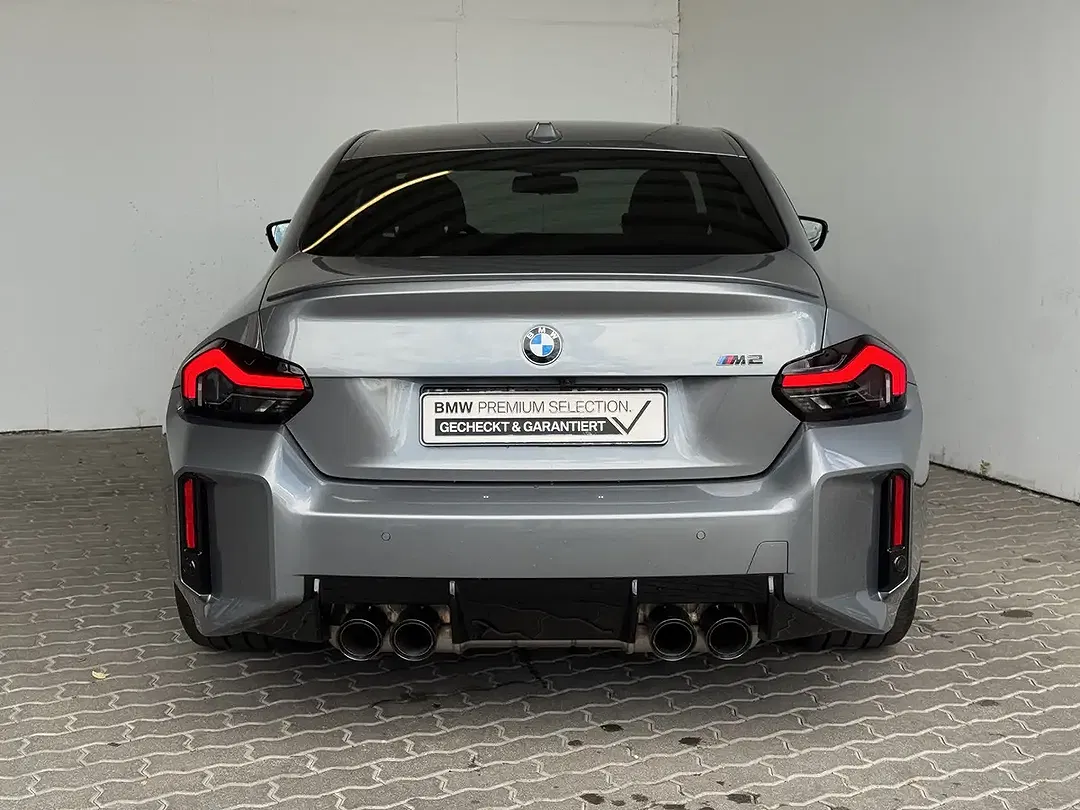 BMW M2 Coupe - Thumbnail 3