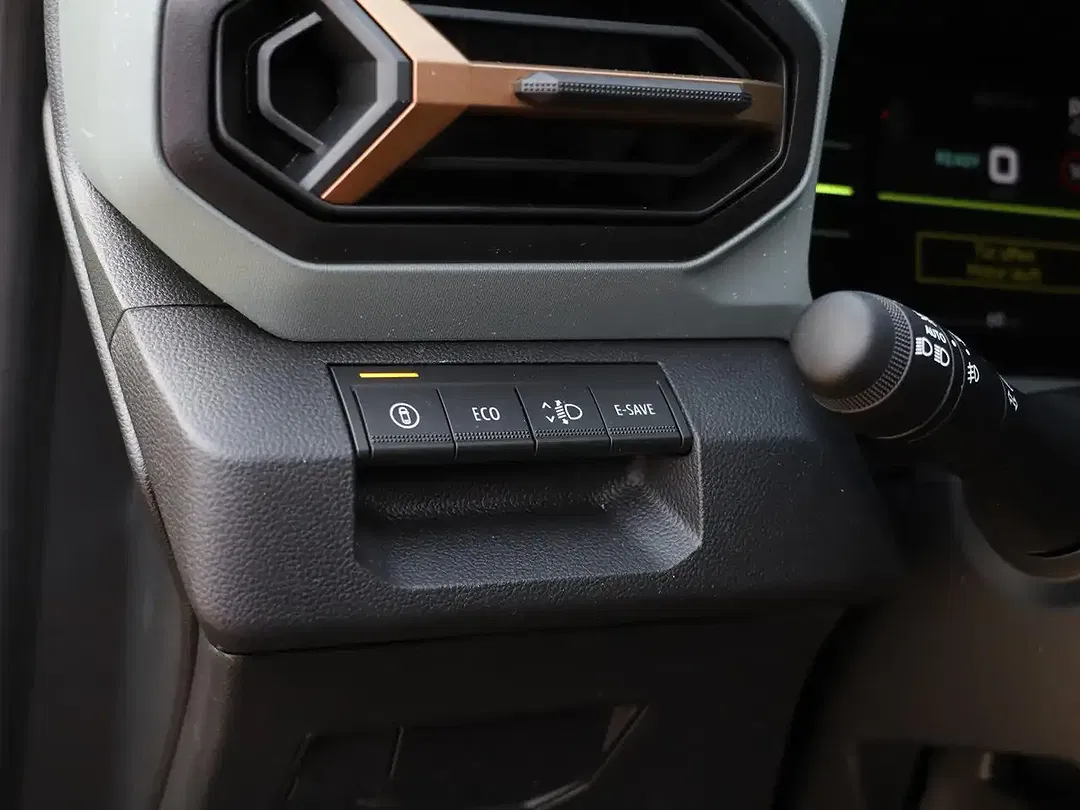 Dacia Duster Hybrid Extreme - Thumbnail 8
