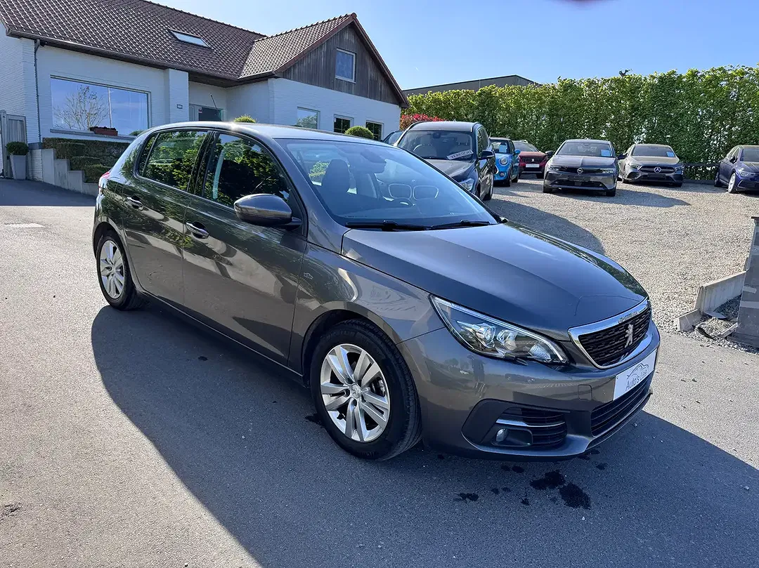 Peugeot 308 PureTech - foto 2