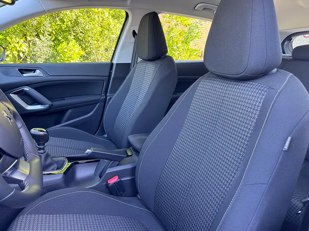 Peugeot 308 PureTech - Thumbnail 8