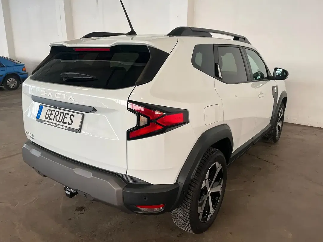 Dacia Duster Hybrid Journey - Thumbnail 9