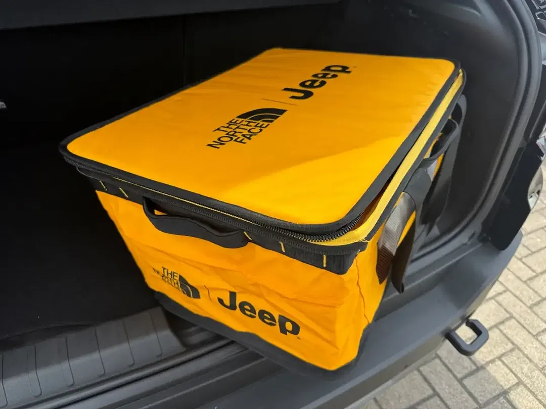 Jeep Avenger 4xe 4x4 The North Face - Thumbnail 8