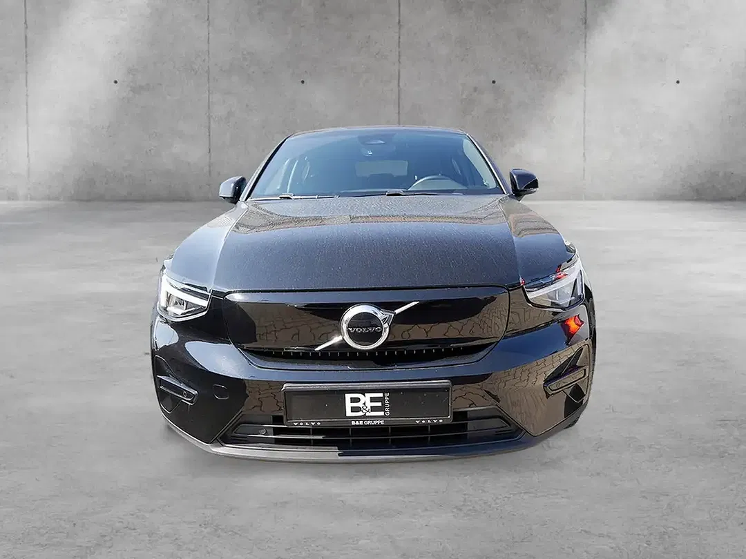 Volvo C40 EV Recharge Core - Thumbnail 2