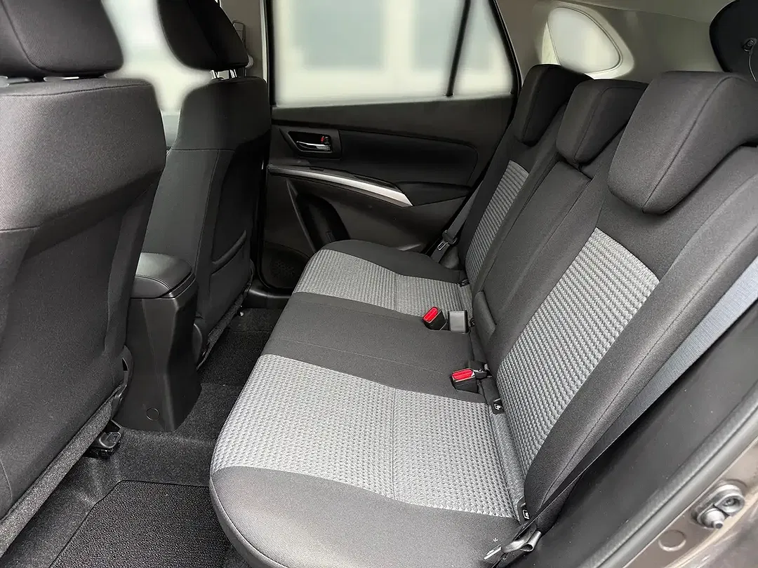 Suzuki S-Cross Hybrid 1.4 GL+ - Thumbnail 8