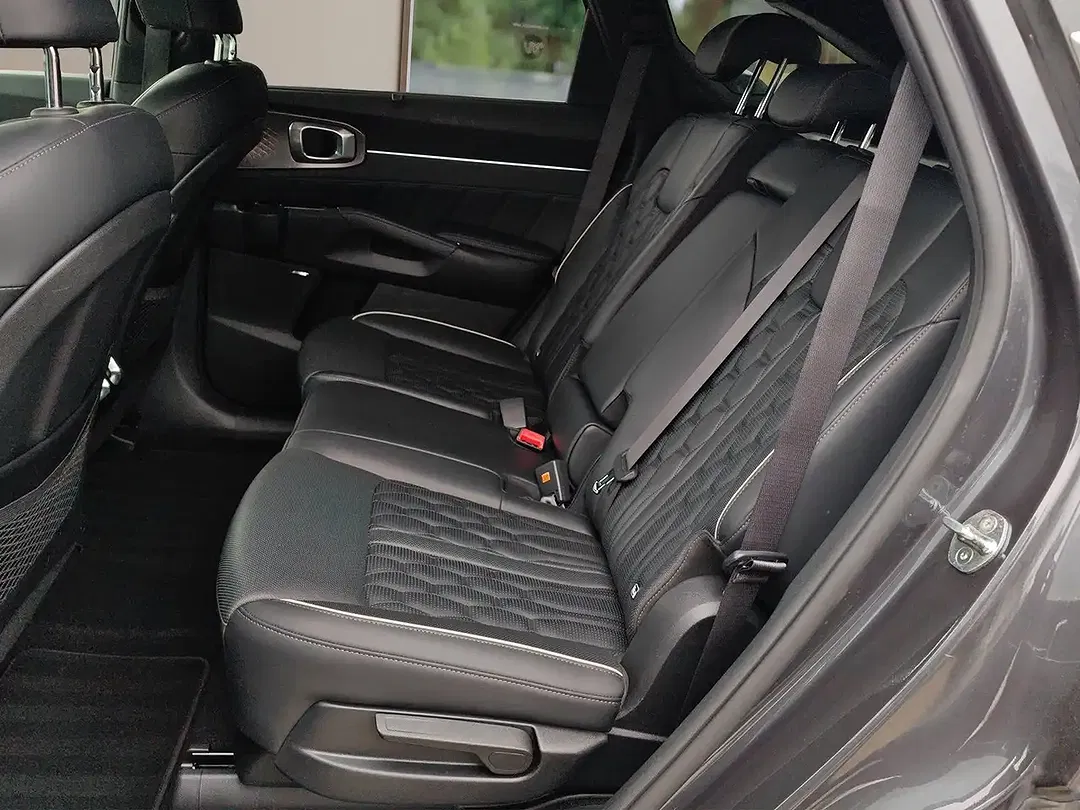 Kia Sorento 2.2 CRDi DCT AWD - Thumbnail 11