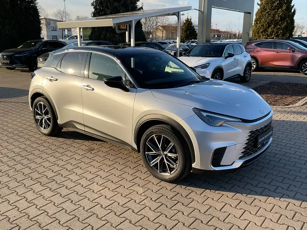 Lexus LBX 1.5 Emotion - Thumbnail 8