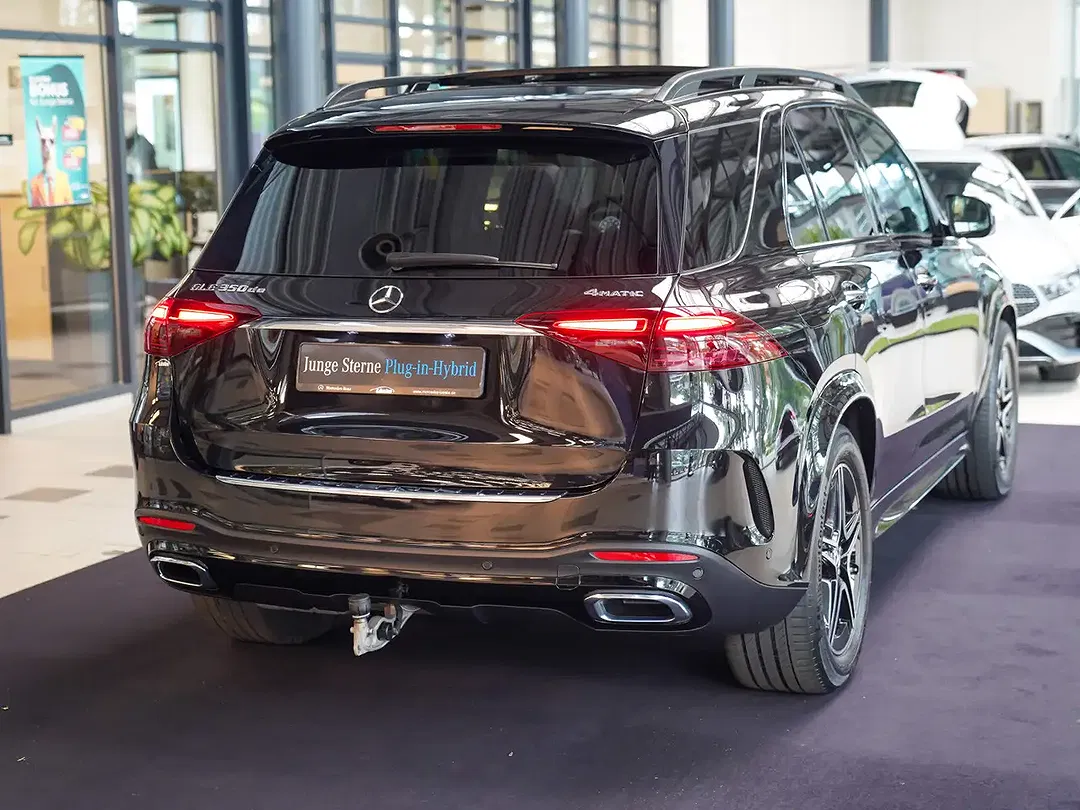 Mercedes-Benz GLE 350 4MATIC AMG Line Night - Thumbnail 4
