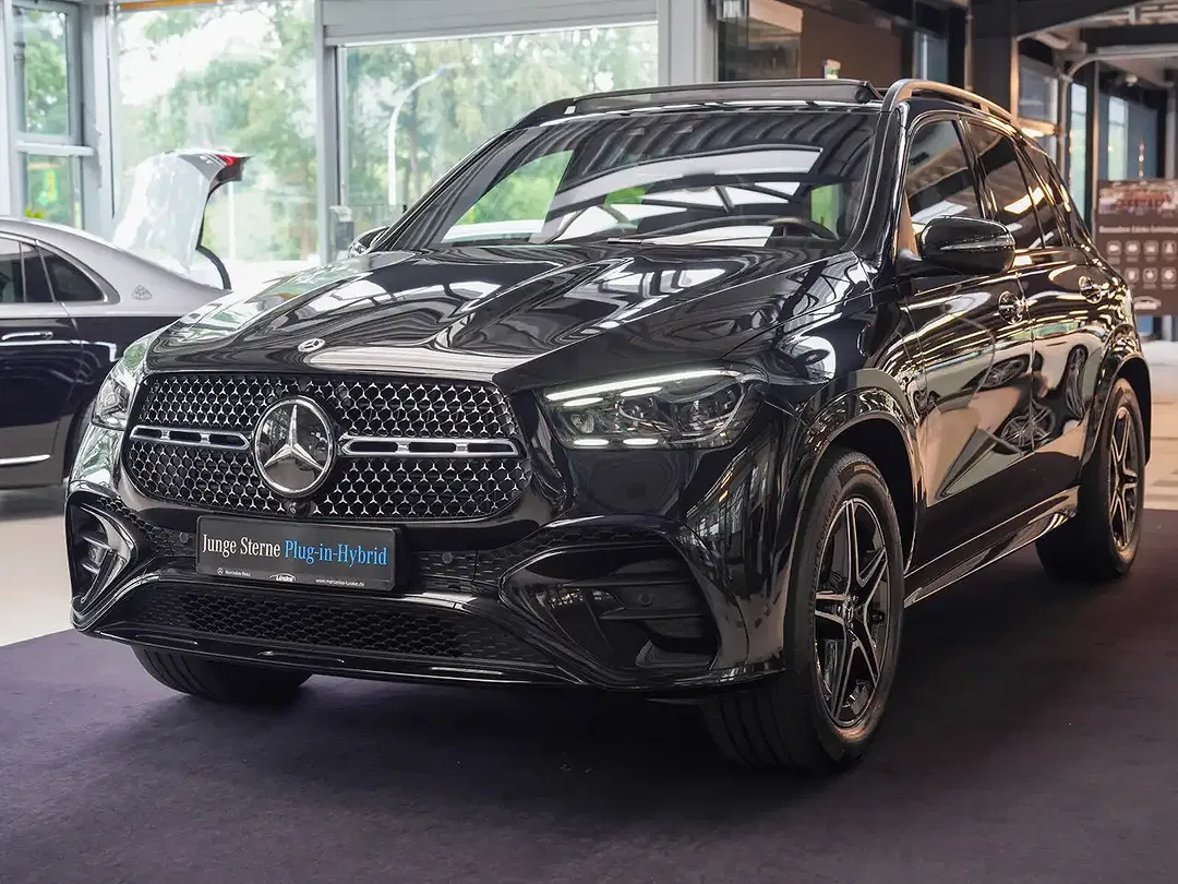 Mercedes-Benz GLE 350 4MATIC AMG Line Night - Thumbnail 8
