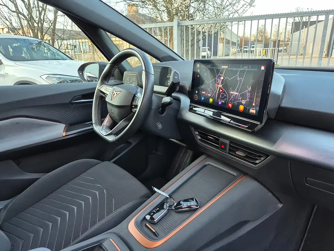 CUPRA Born - Thumbnail 8