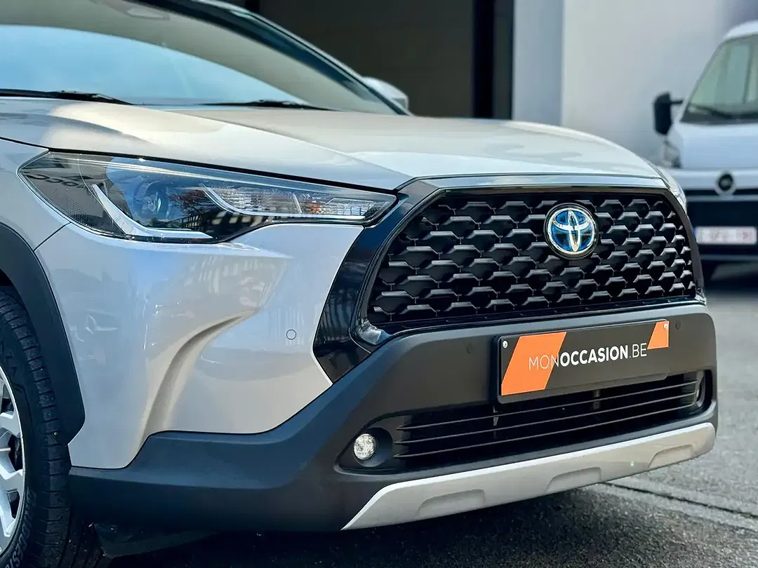 Toyota Corolla Cross Hybrid - Thumbnail 4