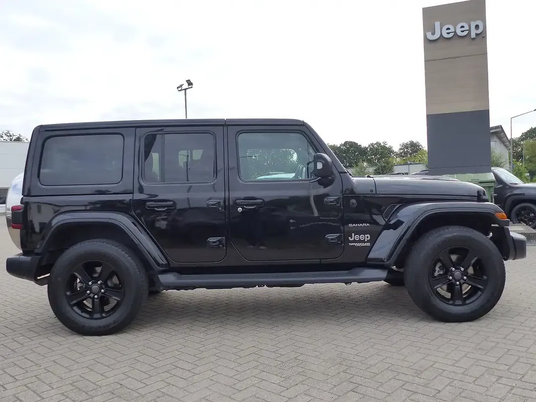 Jeep Wrangler 2.0 T-GDI Unlimited Sahara - Thumbnail 4